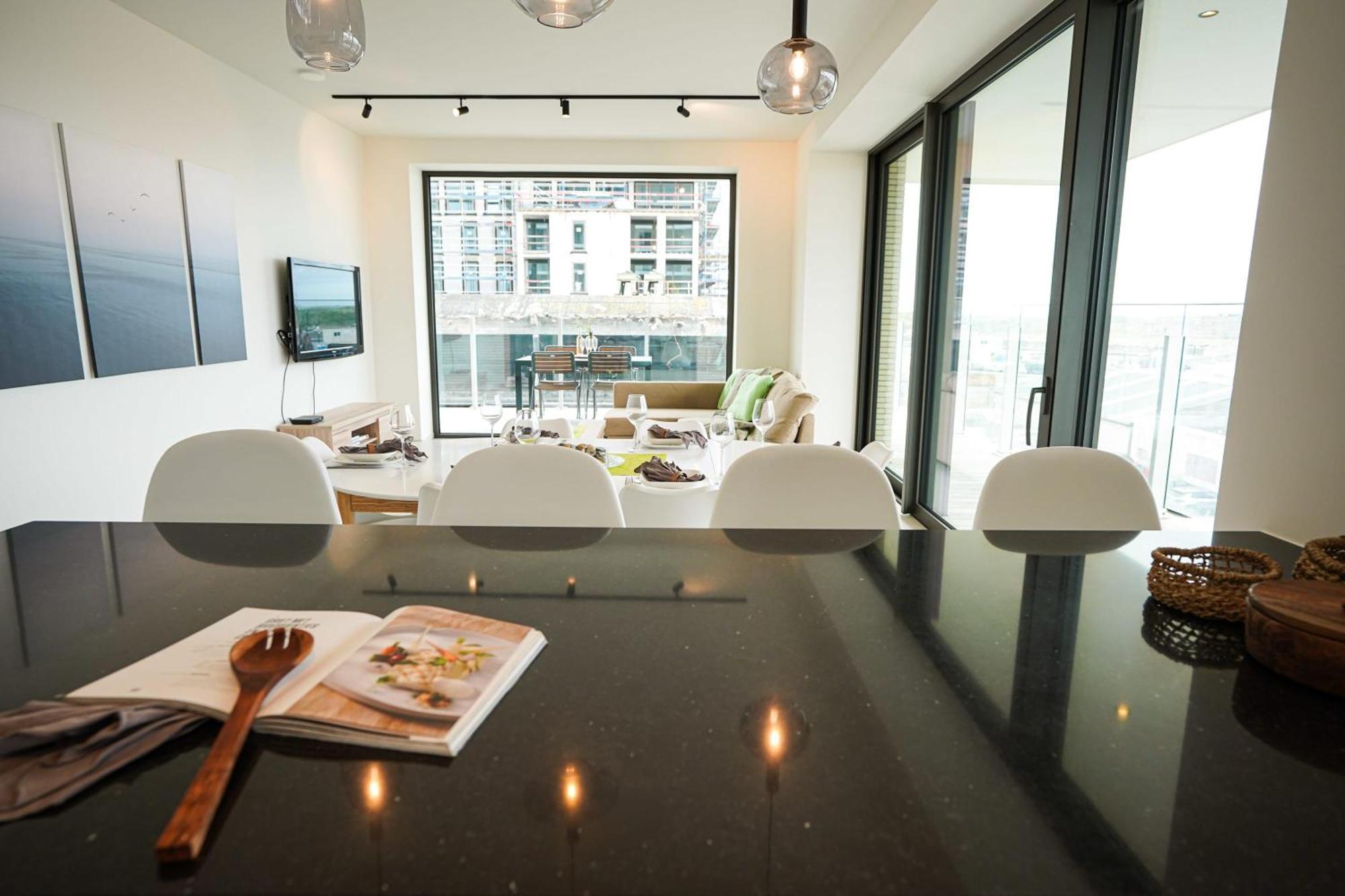 Huswell - Beautiful Apartment With Communal Pool And Gym Oostende Ngoại thất bức ảnh