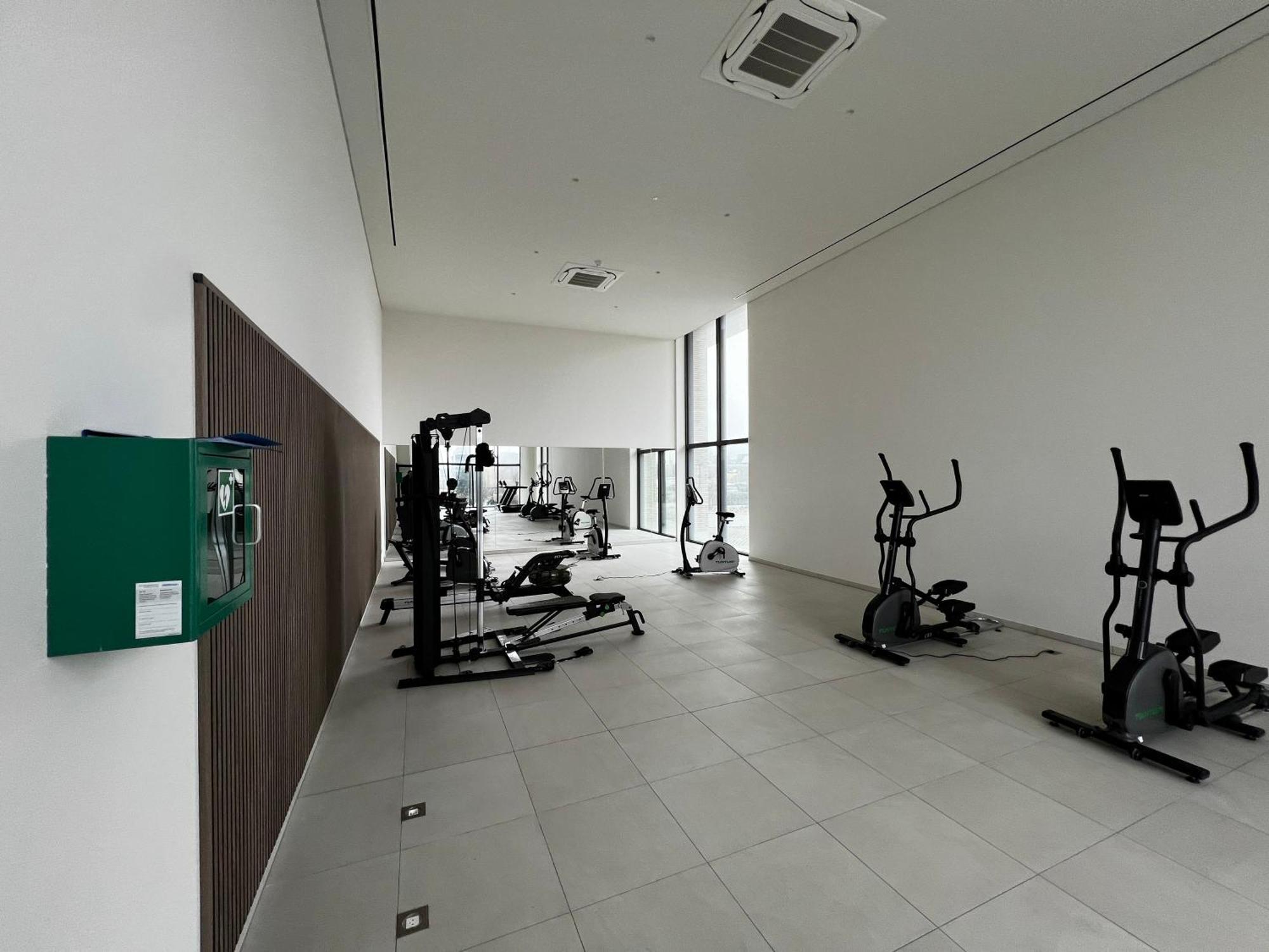 Huswell - Beautiful Apartment With Communal Pool And Gym Oostende Ngoại thất bức ảnh